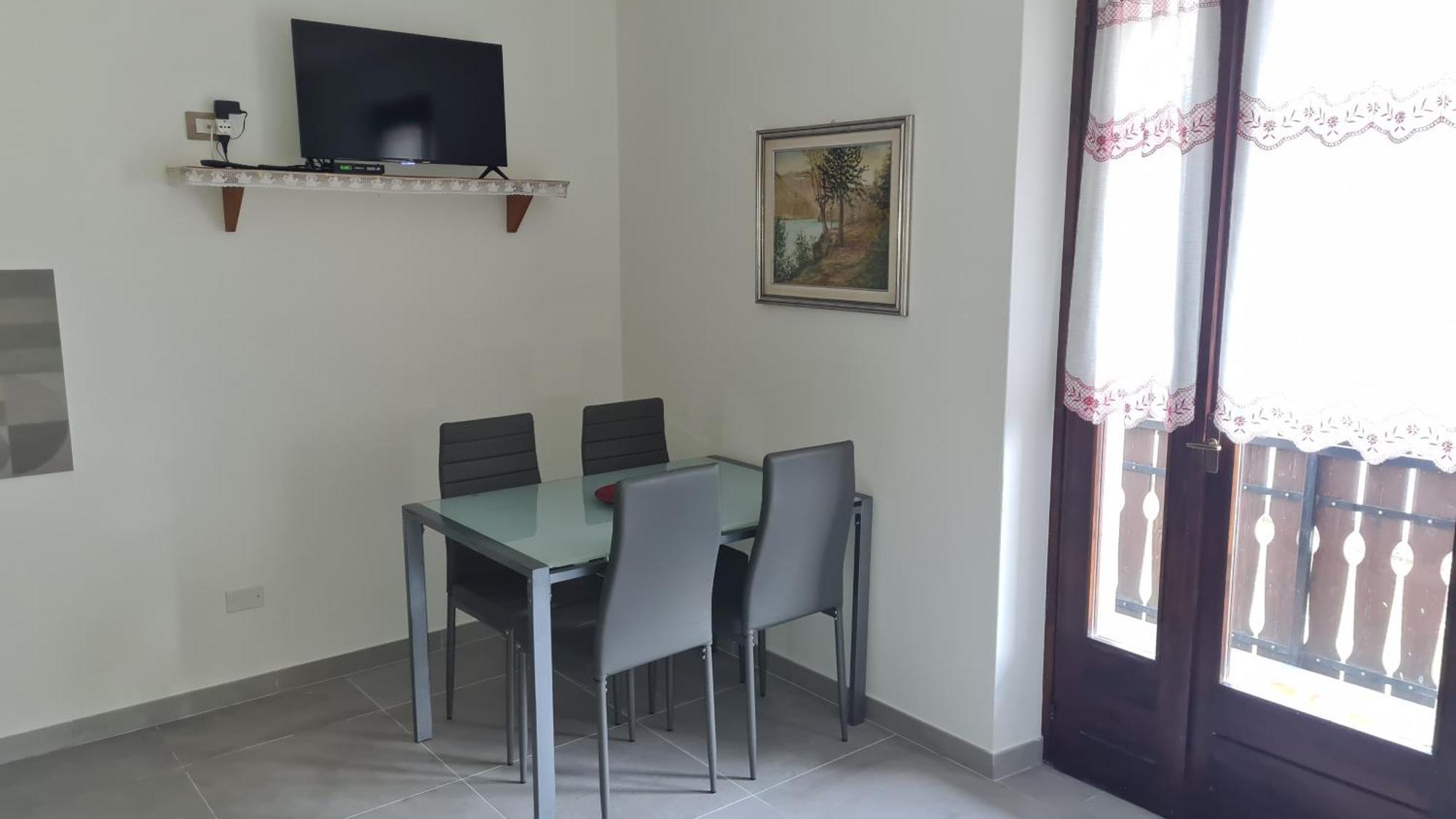 Appartamento Bioledro Casa Lena Mezzolago Esterno foto